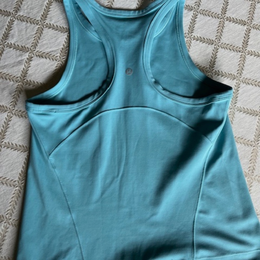 Lululemon align tank waist length